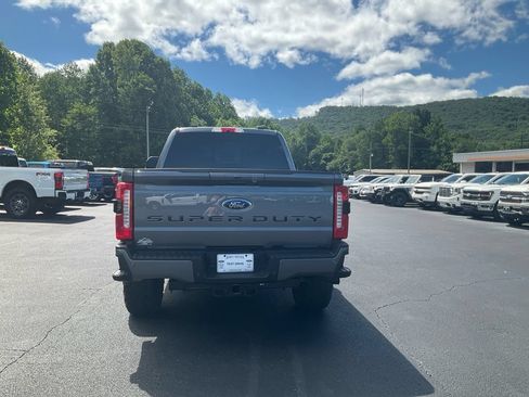 Used 2024 Ford F250 Lariat w/ Lariat Ultimate Package AWD/4WD image 6