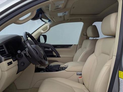 Used 2018 Lexus LX 570 4WD image 14