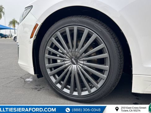 Used 2018 Lincoln MKZ Reserve w/ Technology Package image 12