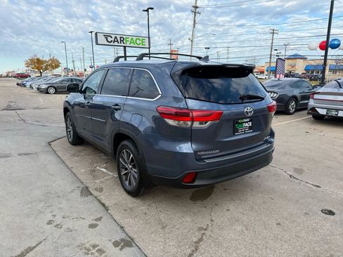 Used 2019 Toyota Highlander XLE image 9