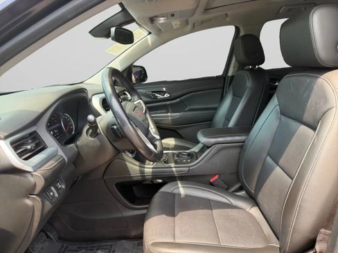 Used 2021 GMC Acadia SLT w/ LPO, Floor Liner Package FWD image 15