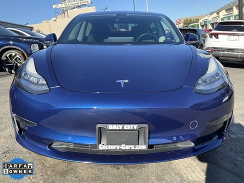 Used 2019 Tesla Model 3 Long Range image 2