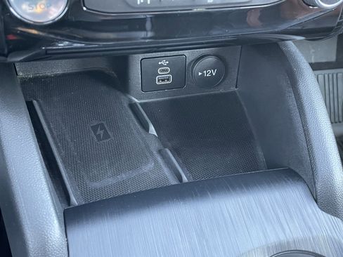 Used 2024 Ford Escape SE w/ PHEV Premium Package image 25