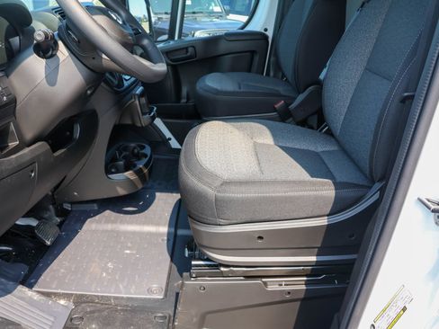 New 2026 RAM ProMaster 1500 w/ Convenience Group FWD image 4