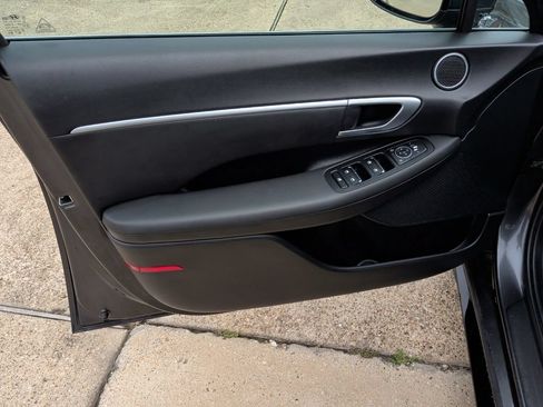 Used 2025 Hyundai Sonata SEL FWD image 10