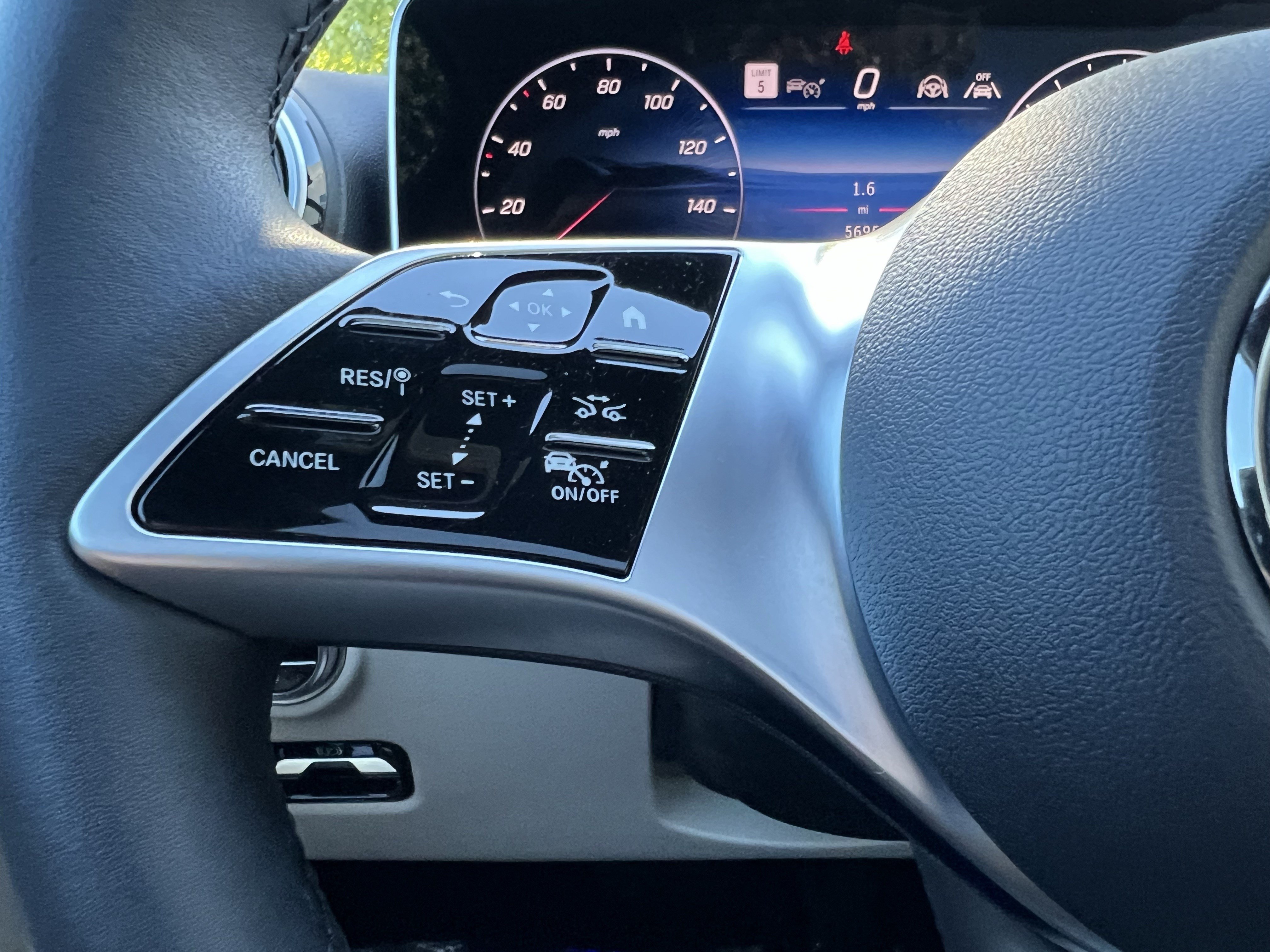 Used 2026 Mercedes-Benz C 300 Sedan image 18