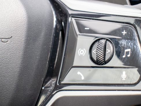 Used 2024 BMW 530i image 30