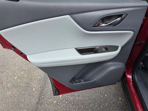 Used 2020 Chevrolet Blazer LT image 35