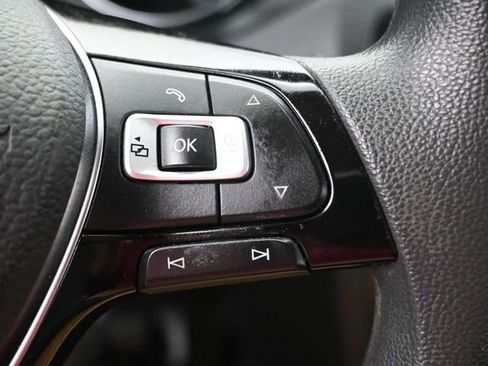 Used 2017 Volkswagen Jetta S image 17