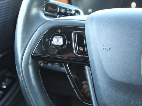 Certified 2022 Lincoln Corsair Reserve w/ Elements Package image 19