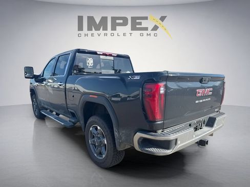 Used 2026 GMC Sierra 2500 SLT w/ SLT Premium Package AWD/4WD image 3