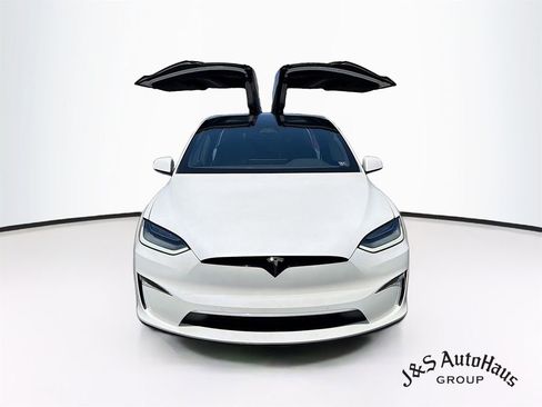 Used 2022 Tesla Model X Plaid AWD/4WD image 2