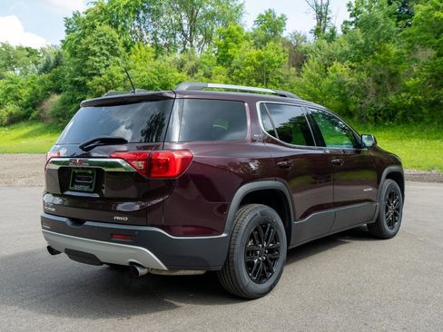 Used 2018 GMC Acadia SLT AWD/4WD image 3