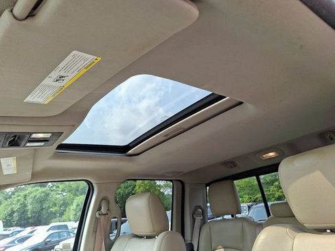 Used 2016 RAM 1500 Laramie w/ Convenience Group AWD/4WD image 17