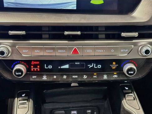 Used 2023 Kia Telluride S w/ S Sunroof Package AWD/4WD image 14