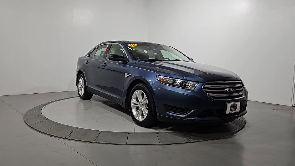 Used 2018 Ford Taurus SE FWD image 8