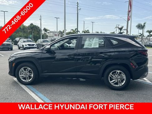 Used 2025 Hyundai Tucson SE FWD image 9