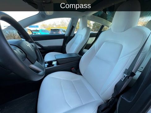 Used 2019 Tesla Model 3 Standard Range Plus image 11