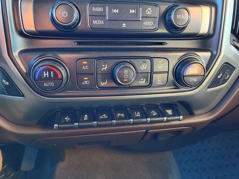 Used 2018 Chevrolet Silverado 2500 LT w/ LT Convenience Package image 16