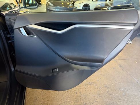 Used 2017 Tesla Model S 75D AWD/4WD image 26