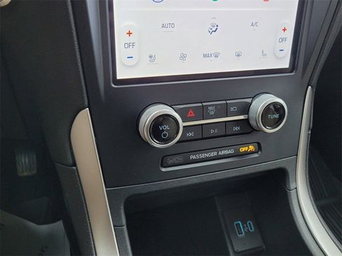 Certified 2023 Ford Edge SEL w/ Convenience Package image 20