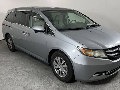 Used 2016 Honda Odyssey SE image 13