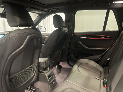 Used 2018 BMW X1 xDrive28i w/ Convenience Package image 24