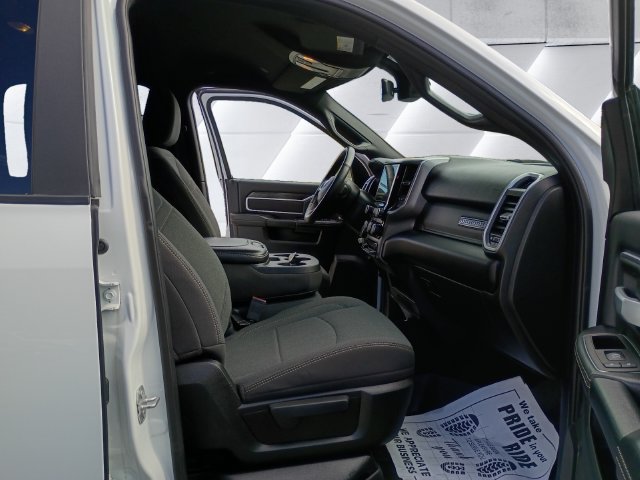 Used 2024 RAM 2500 Big Horn w/ Sport Appearance Package AWD/4WD image 16