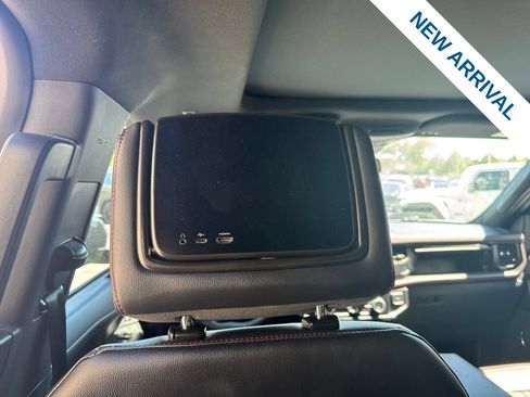 Used 2024 Ford Expedition Limited AWD/4WD image 17
