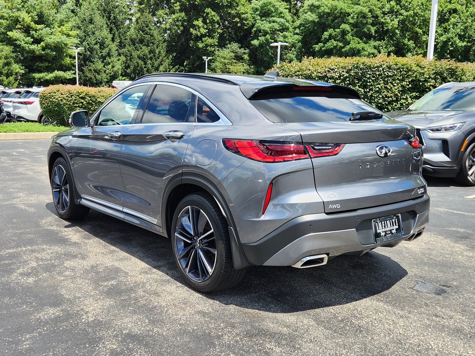 Certified 2025 INFINITI QX55 Luxe w/ Accent Package AWD/4WD image 3