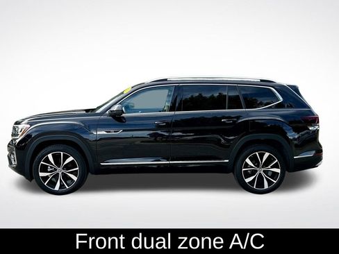 Certified 2025 Volkswagen Atlas SEL Premium R-Line image 8