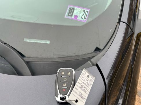 Used 2023 Chevrolet Malibu LT w/ Driver Confidence Package image 28