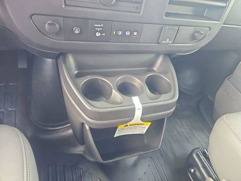 New 2025 GMC Savana 2500 w/ Driver Convenience Package RWD image 20