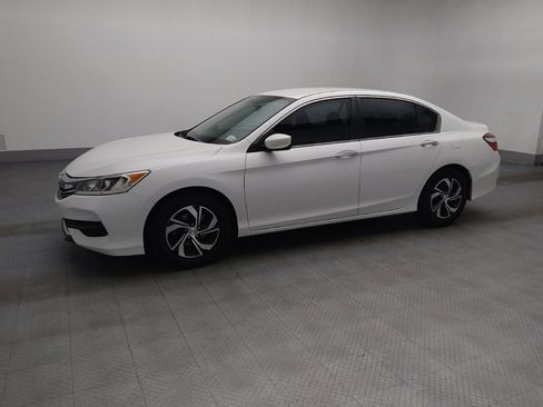 Used 2016 Honda Accord LX image 2