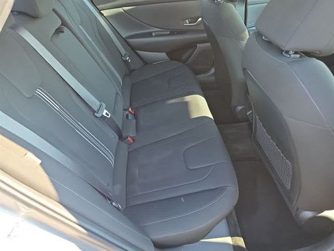 Used 2024 Hyundai Elantra SEL w/ Convenience Package FWD image 14