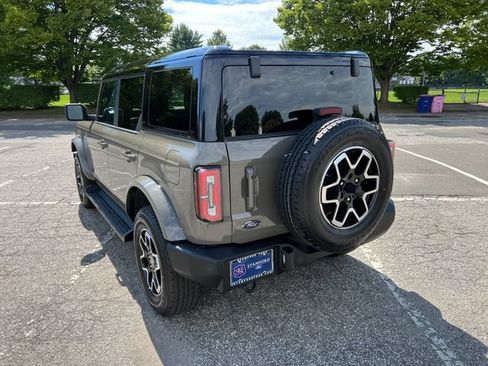 Used 2025 Ford Bronco Outer Banks AWD/4WD image 8