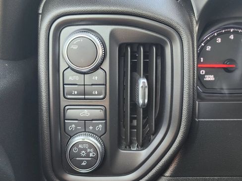 Used 2019 GMC Sierra 1500 4x4 Crew Cab w/ 1SA Driver Alert Package I image 24