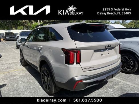 Certified 2025 Kia Sorento SX AWD/4WD image 8