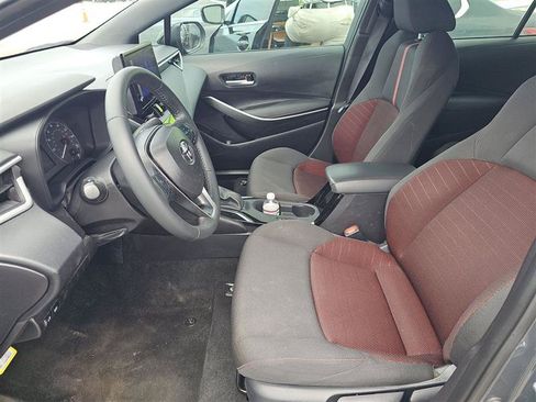 Used 2025 Toyota Corolla SE FWD image 8