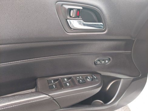 Used 2017 Acura ILX w/ Premium Package image 8