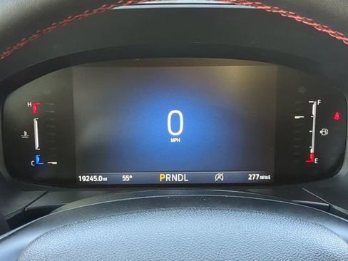 Used 2025 Ford Escape ST-Line image 25