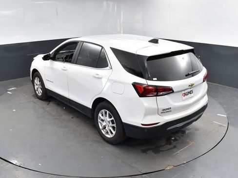 Used 2024 Chevrolet Equinox LT image 37
