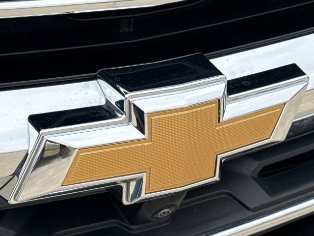 Certified 2026 Chevrolet Traverse LT w/ Driver Confidence Package FWD image 32