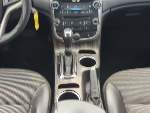 Used 2014 Chevrolet Malibu LT FWD image 26