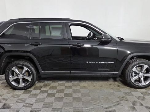 New 2026 Jeep Grand Cherokee Limited AWD/4WD image 8