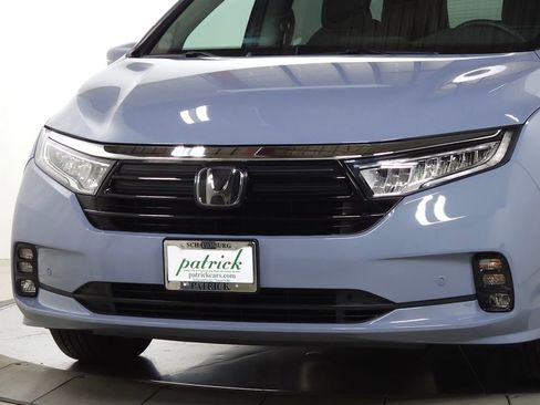Used 2024 Honda Odyssey Elite image 4