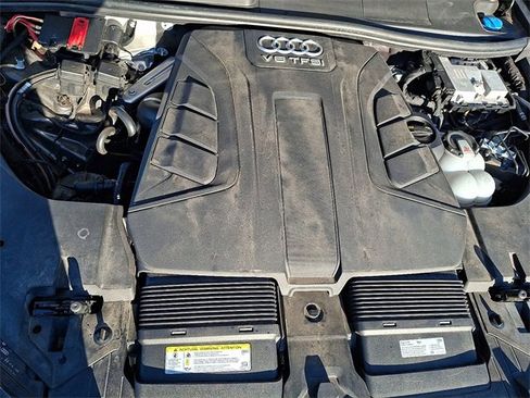 Used 2019 Audi Q7 3.0T Premium Plus image 30