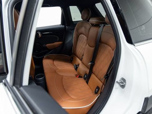 Used 2024 MINI Cooper S w/ Signature Upholstery Package FWD image 24
