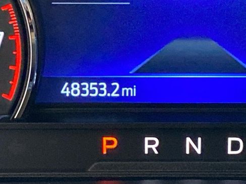 Certified 2022 Ford Explorer XLT w/ Equipment Group 202A image 24