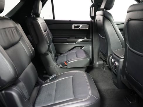 Used 2020 Ford Explorer Limited AWD/4WD image 18